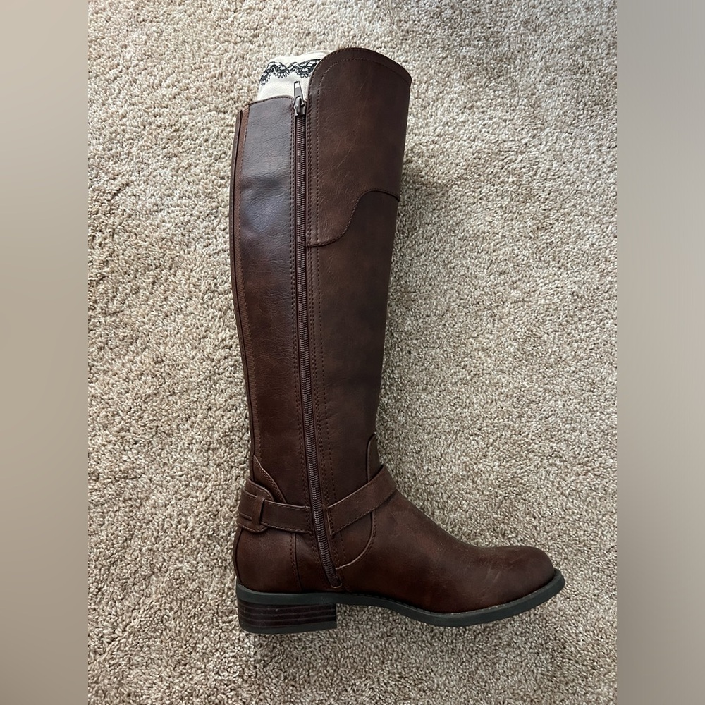 G by GUESS Harson Women's Tall Riding Boots Buckle Detail Brown, size 7.5 M